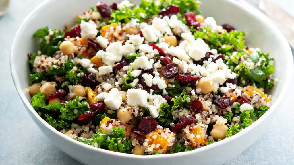 Ensalada de quinoa con queso de cabra