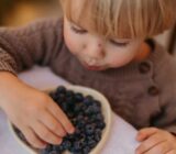 Hablar con los niños sobre los alimentos que comemos y sus razones